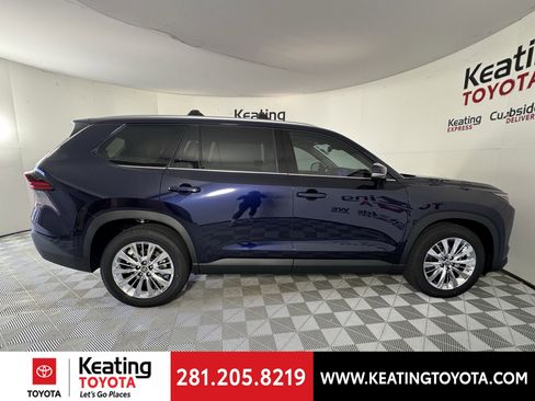 New 2026 Toyota Grand Highlander Platinum image 4