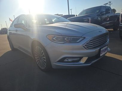 Used 2017 Ford Fusion SE w/ Fusion SE Technology Package