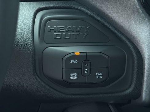 New 2026 RAM 2500 Big Horn AWD/4WD image 27