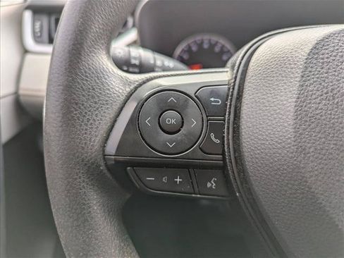 Used 2021 Toyota RAV4 XLE FWD image 13