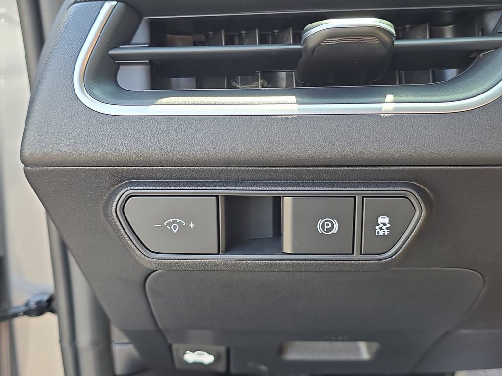 New 2026 Kia K4 FWD image 27