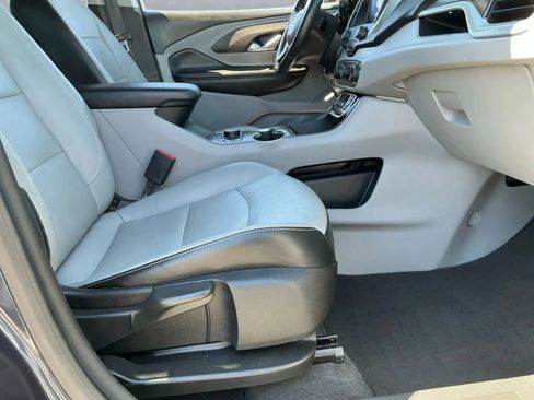 Used 2019 GMC Terrain SLT image 21