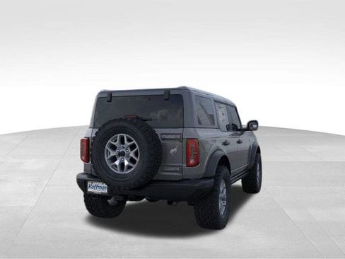 New 2025 Ford Bronco Badlands image 8
