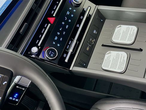 New 2026 Hyundai Santa Fe Calligraphy image 15