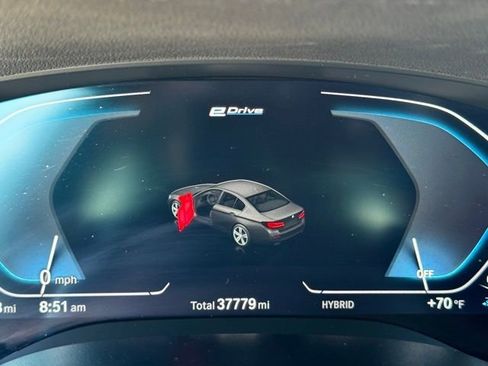 Certified 2023 BMW 530e w/ Convenience Package image 26
