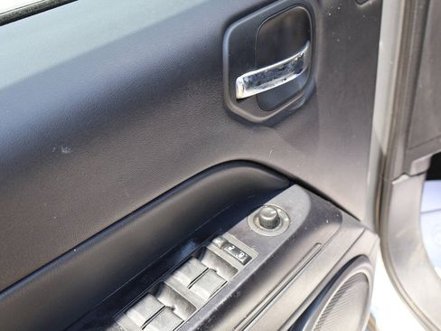 Used 2016 Jeep Patriot High Altitude FWD image 12