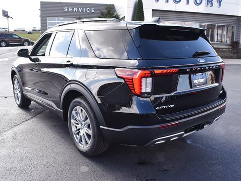New 2026 Ford Explorer Active w/ Active Comfort Package AWD/4WD image 3