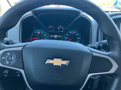 Used 2019 Chevrolet Colorado W/T image 15