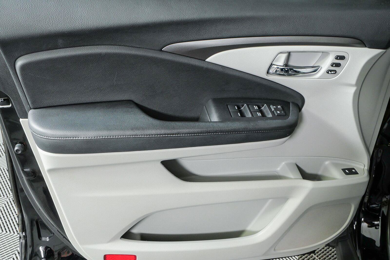 Used 2019 Honda Pilot EX-L image 6