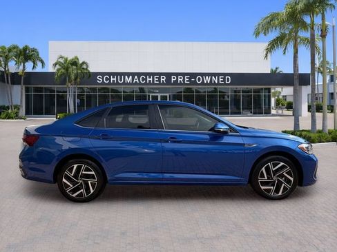 Used 2024 Volkswagen Jetta SEL FWD image 8