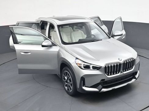 Used 2026 BMW X1 xDrive28i w/ Technology Package AWD/4WD image 44