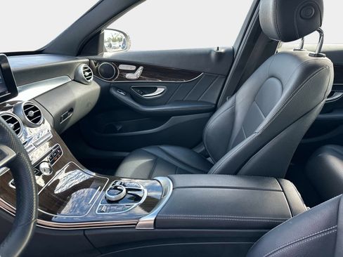 Used 2018 Mercedes-Benz C 300 Sedan image 24