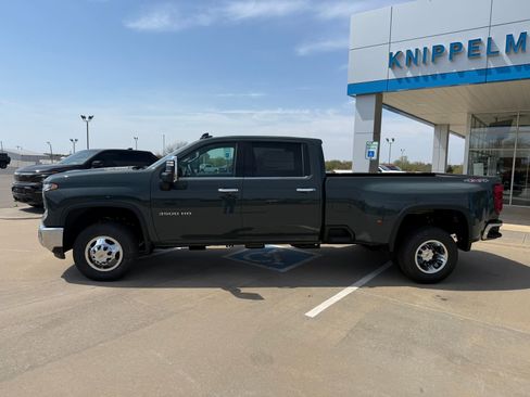 New 2026 Chevrolet Silverado 3500 LTZ w/ LTZ Plus Package AWD/4WD image 3