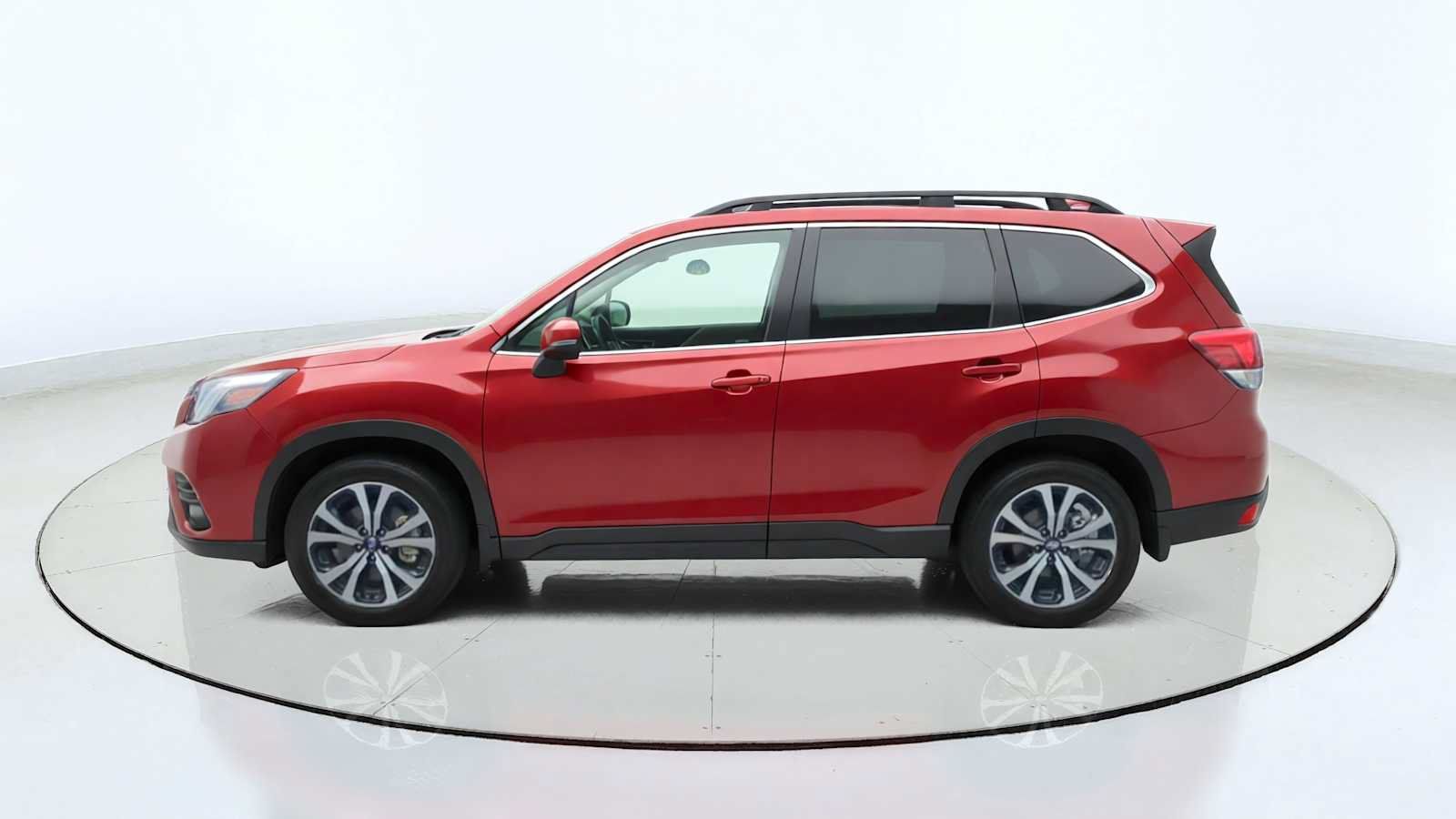 Certified 2023 Subaru Forester Limited AWD/4WD image 6