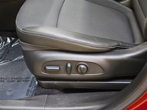 Used 2023 Buick Encore GX Select w/ Sport Touring Package image 24