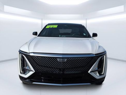 Used 2024 Cadillac Lyriq Luxury RWD image 8