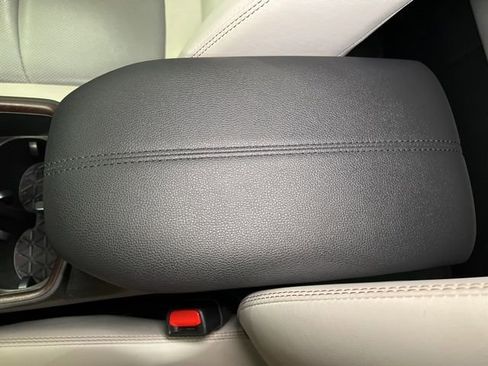 Used 2024 Toyota RAV4 Limited w/ Advanced Technology Package image 27