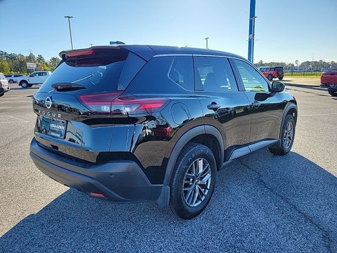 Used 2021 Nissan Rogue S image 7