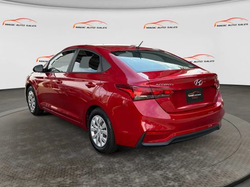 Used 2019 Hyundai Accent SE w/ Cargo Package FWD image 8