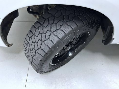 Used 2018 RAM 1500 Express w/ Express Value Package AWD/4WD image 23