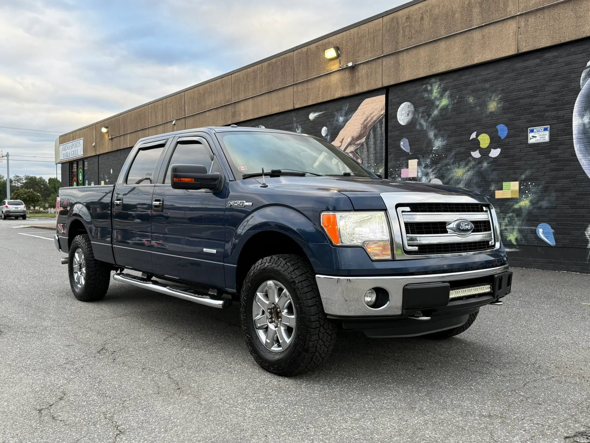 Used 2013 Ford F150 XLT w/ XLT Chrome Pkg AWD/4WD image 3