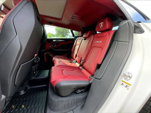 Used 2024 Lamborghini Urus S AWD/4WD image 22
