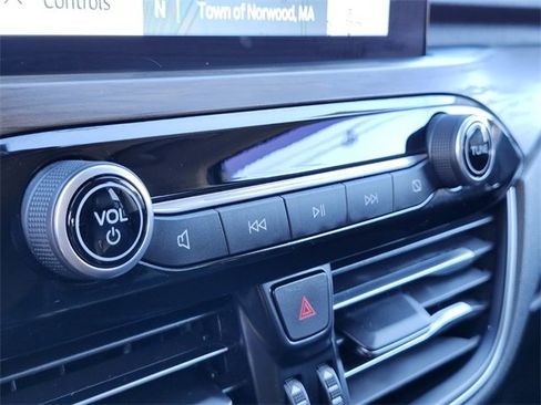 Certified 2020 Ford Escape Titanium image 26