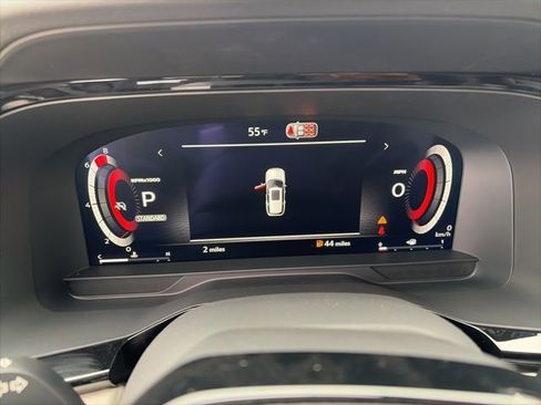 New 2026 Nissan Pathfinder SL image 14