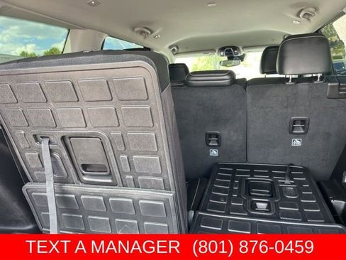 Used 2024 Jeep Grand Cherokee L Limited AWD/4WD image 14