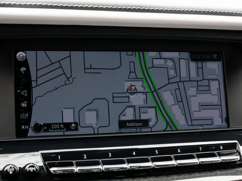 Used 2022 Rolls-Royce Cullinan Black Badge image 17