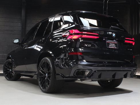 Used 2025 BMW X5 xDrive40i w/ Executive Package AWD/4WD image 14