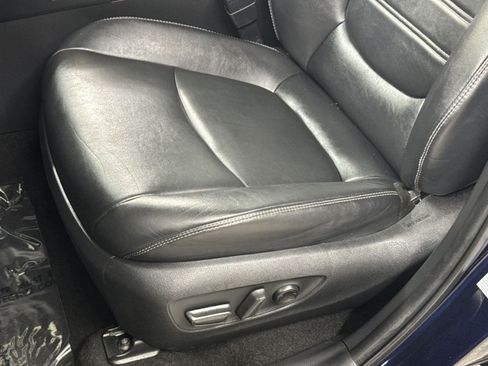 Used 2021 Toyota RAV4 XLE Premium AWD/4WD image 26