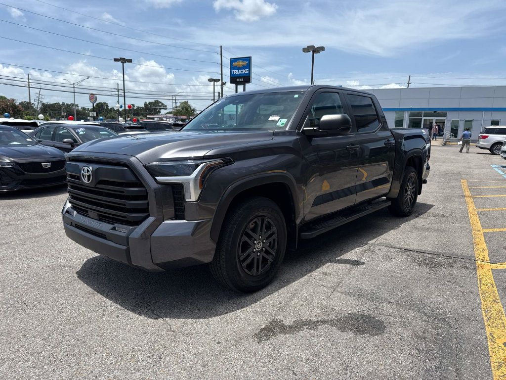 Used 2024 Toyota Tundra SR5 w/ SX Package RWD image 3