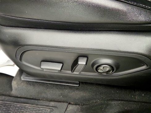 Used 2023 Jeep Grand Cherokee Altitude AWD/4WD image 11