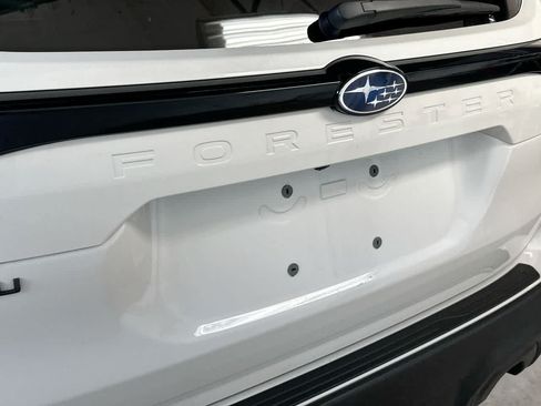 Used 2026 Subaru Forester Premium AWD/4WD image 10