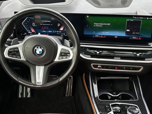 Used 2023 BMW X7 xDrive40i w/ M Sport Package image 14