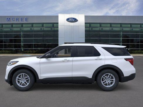 New 2026 Ford Explorer Active w/ Active Comfort Package RWD image 3