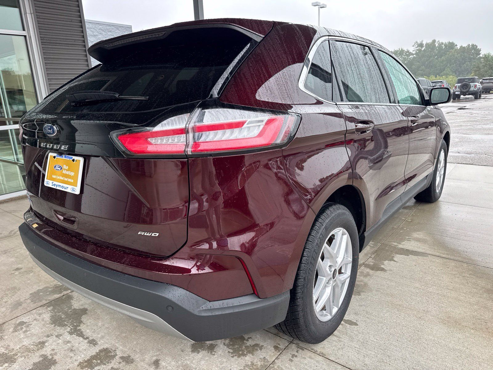 Certified 2024 Ford Edge SEL w/ Convenience Package AWD/4WD image 8