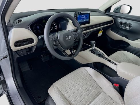 New 2027 Honda HR-V LX image 9