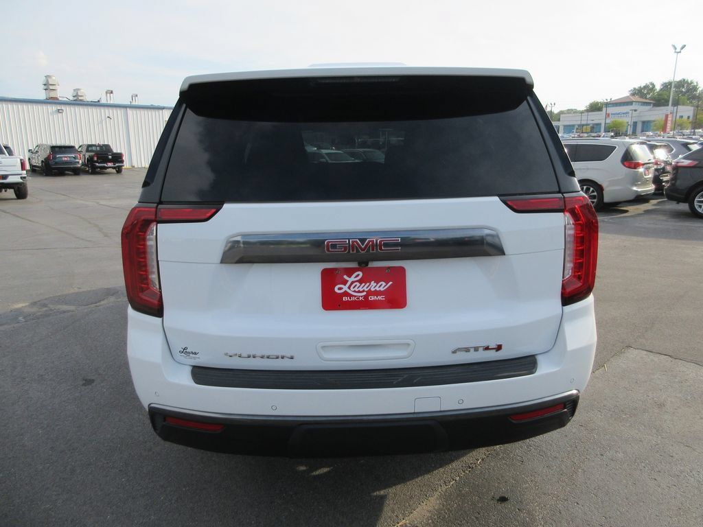 Certified 2024 GMC Yukon XL AT4 w/ Technology Package AWD/4WD image 7