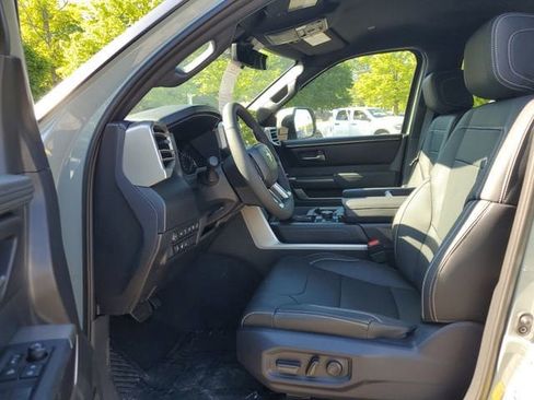 New 2026 Toyota Tundra SR5 AWD/4WD image 18