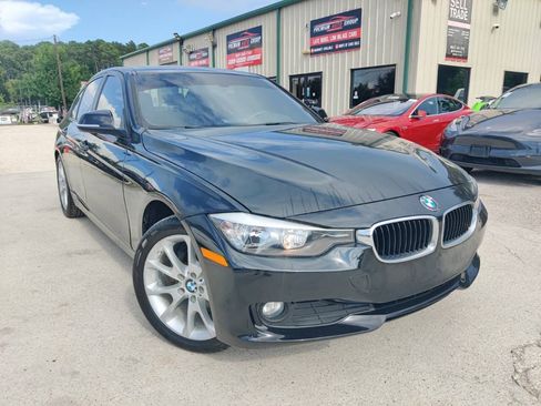 Used 2014 BMW 320i Sedan RWD image 1