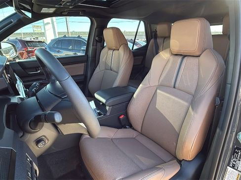 New 2026 Toyota 4Runner Limited image 15