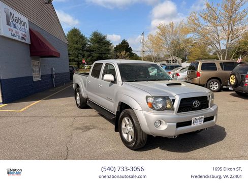 Used 2011 Toyota Tacoma PreRunner w/ TRD Sport Pkg image 8