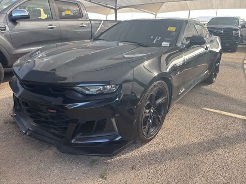Used 2019 Chevrolet Camaro LT w/ RS Package RWD image 16