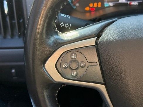 Used 2017 Chevrolet Colorado Z71 image 19