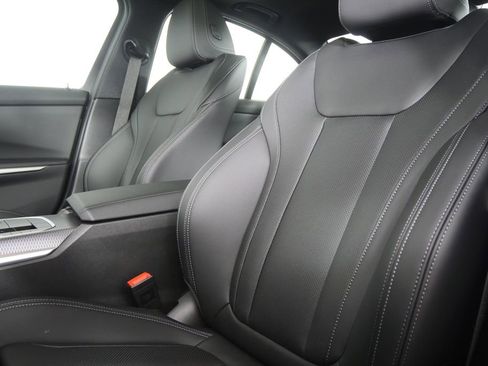 Used 2026 BMW 330i Sedan w/ Premium Package image 10