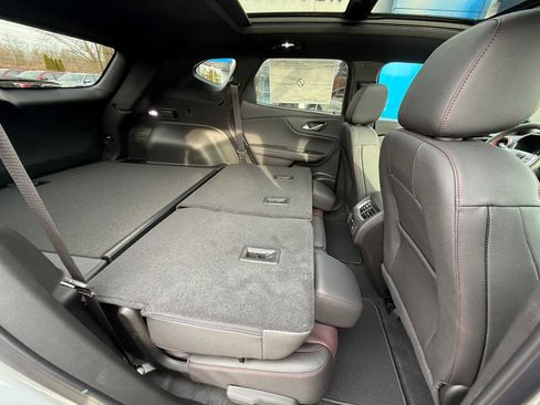 New 2025 Chevrolet Blazer RS w/ Driver Confidence II Package image 34