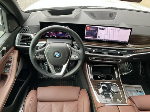 Used 2026 BMW X5 xDrive40i AWD/4WD image 33