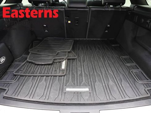 Used 2023 Land Rover Range Rover Velar R-Dynamic S AWD/4WD image 9